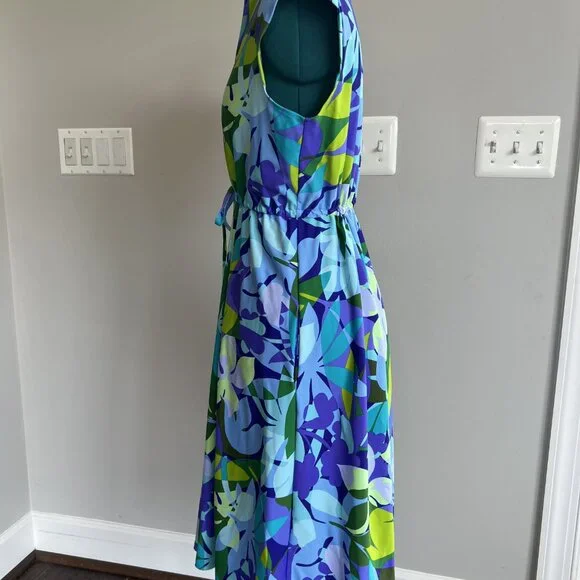 Jude Connally Tess midi dress in Kaleidoscope Iris Floral (Medium) - Picture 6 of 9